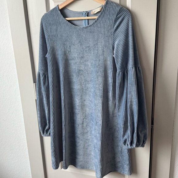 Altar’d State Velvet Powder Blue Long Balloon Sleeve Mini Dress Size XSmall - Picture 2 of 6